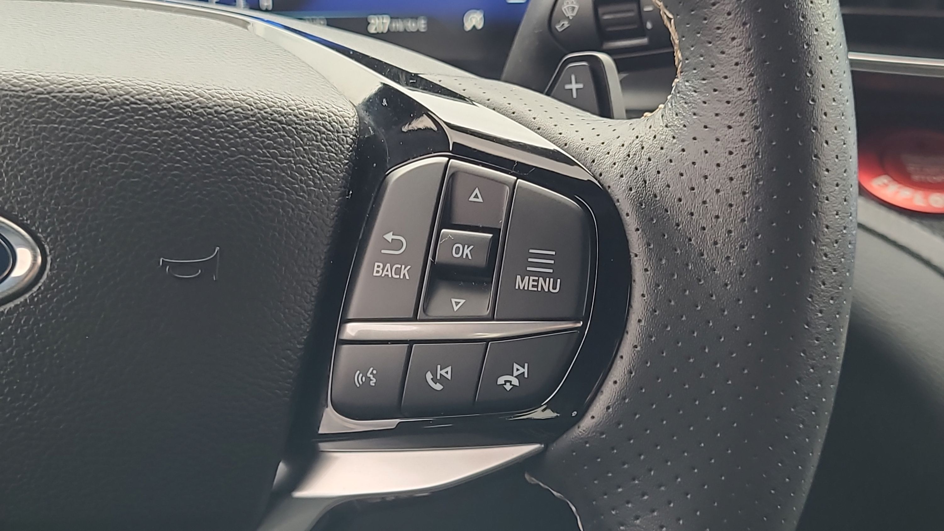 Used 2024 Ford Explorer ST w/ Equipment Group 401A AWD/4WD image 13