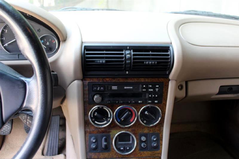 Used 2002 BMW Z3 2.5i image 20