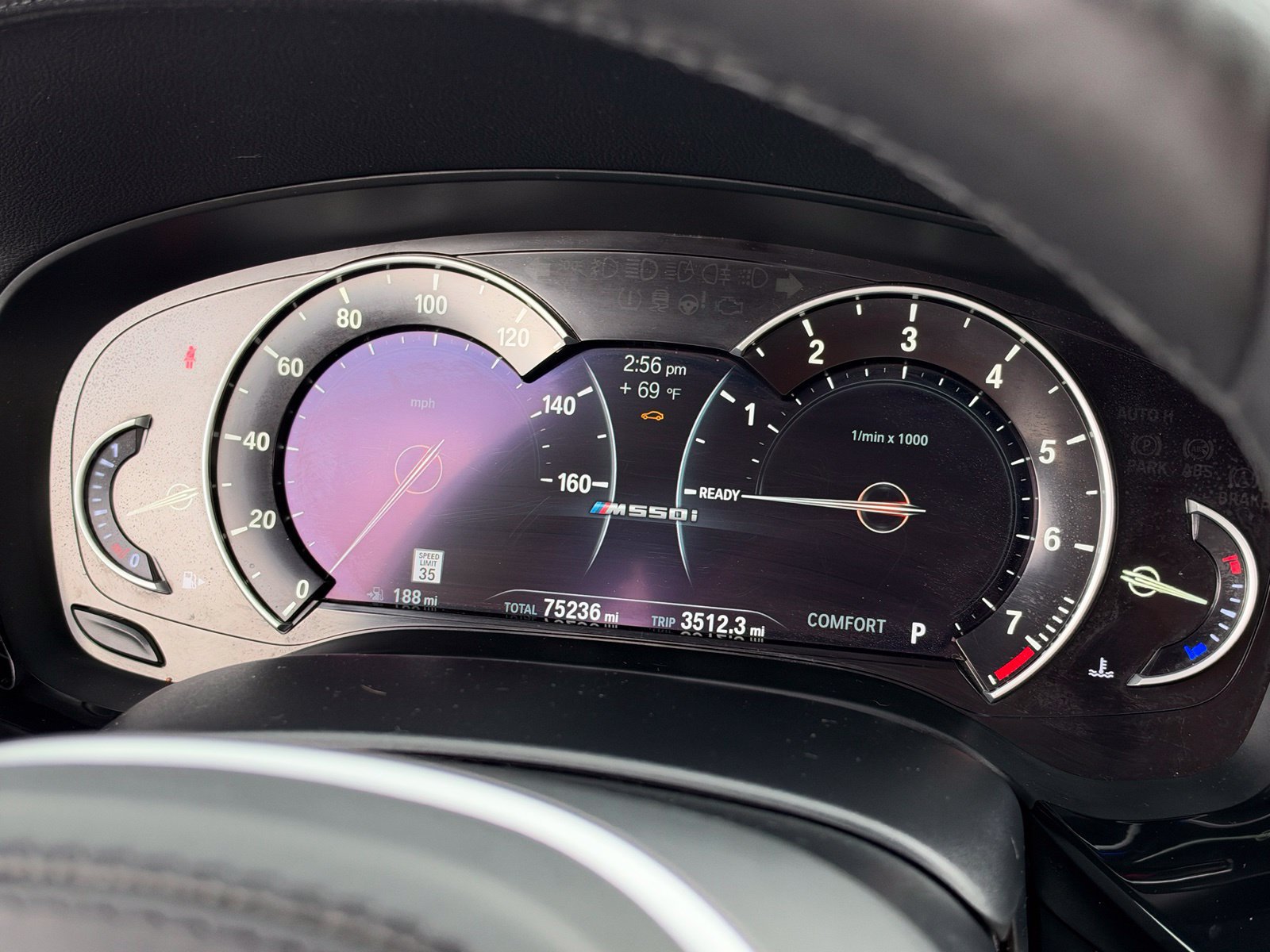 Used 2018 BMW M550i xDrive AWD/4WD image 28