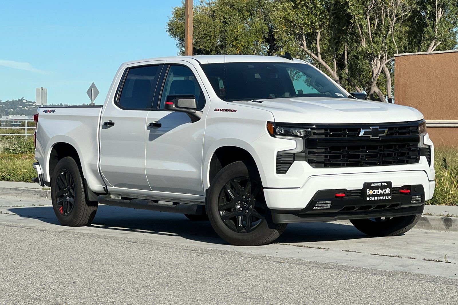 New 2026 Chevrolet Silverado 1500 RST w/ Redline Edition AWD/4WD image 2