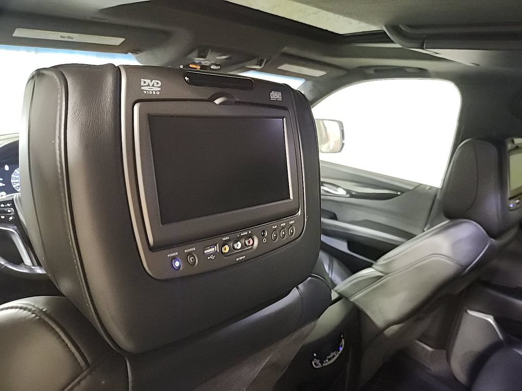 Used 2019 Cadillac Escalade ESV Platinum AWD/4WD image 15