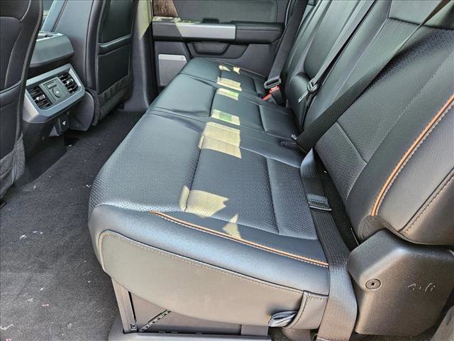 New 2025 Ford F250 Lariat w/ Lariat Ultimate Package AWD/4WD image 16