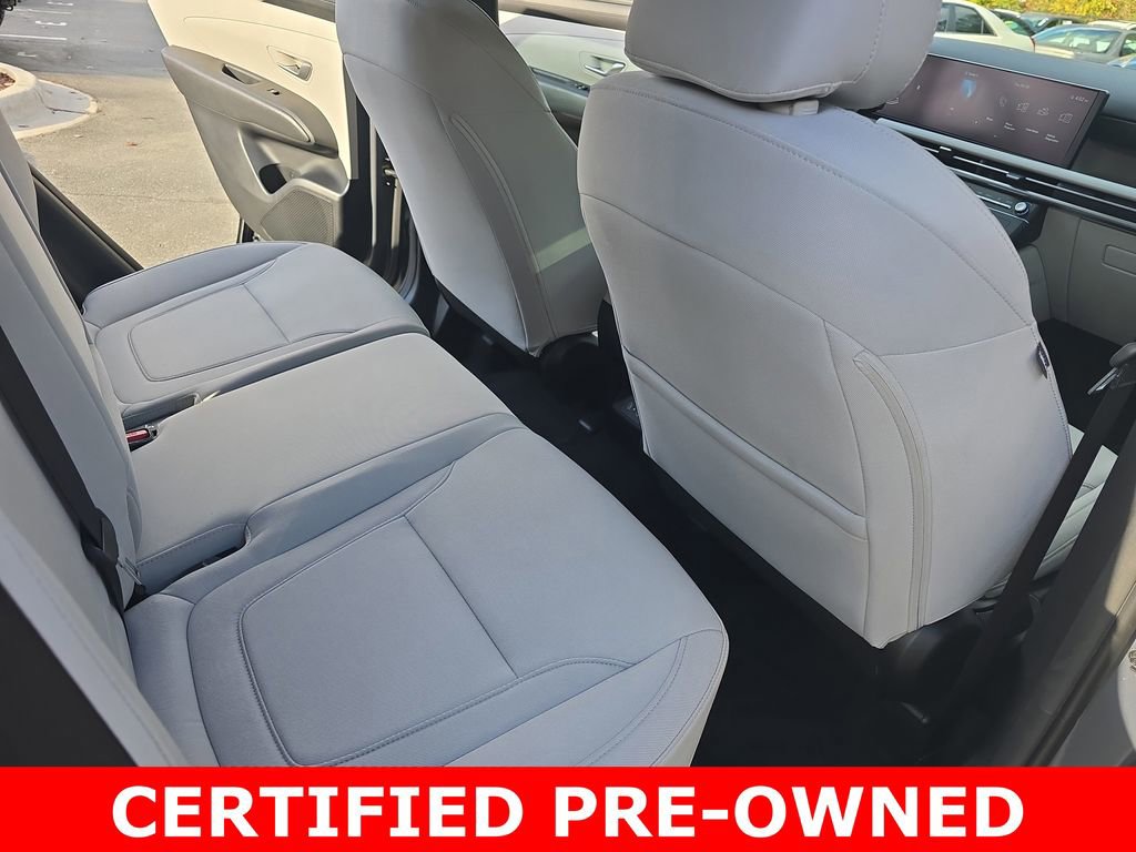 Used 2025 Hyundai Tucson SE image 11