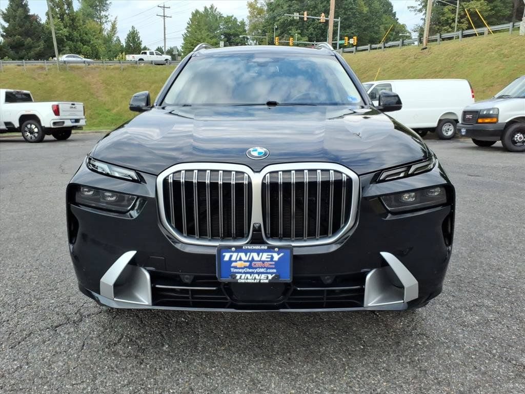 Used 2023 BMW X7 xDrive40i AWD/4WD image 8