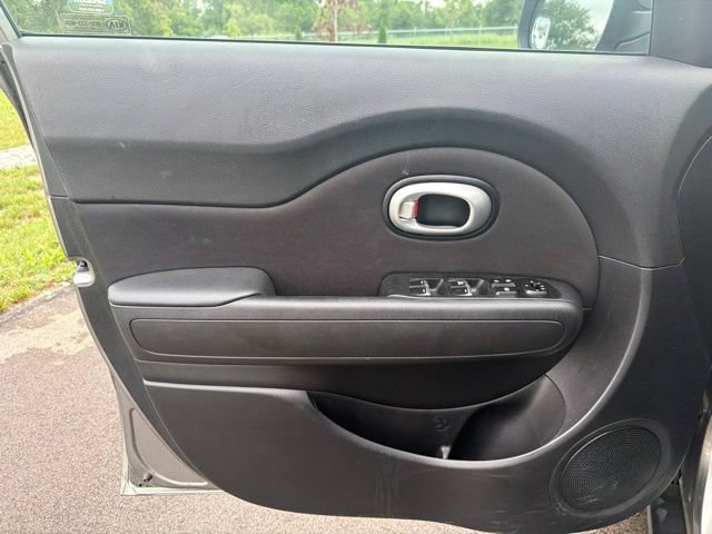 Used 2017 Kia Soul FWD image 15