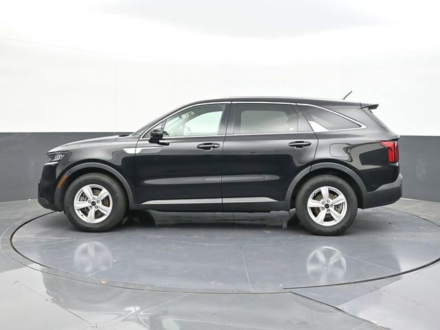Used 2021 Kia Sorento LX image 8