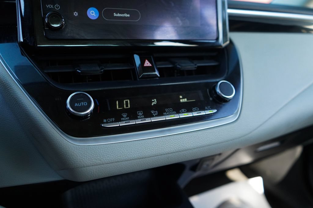 Used 2023 Toyota Corolla LE FWD image 26