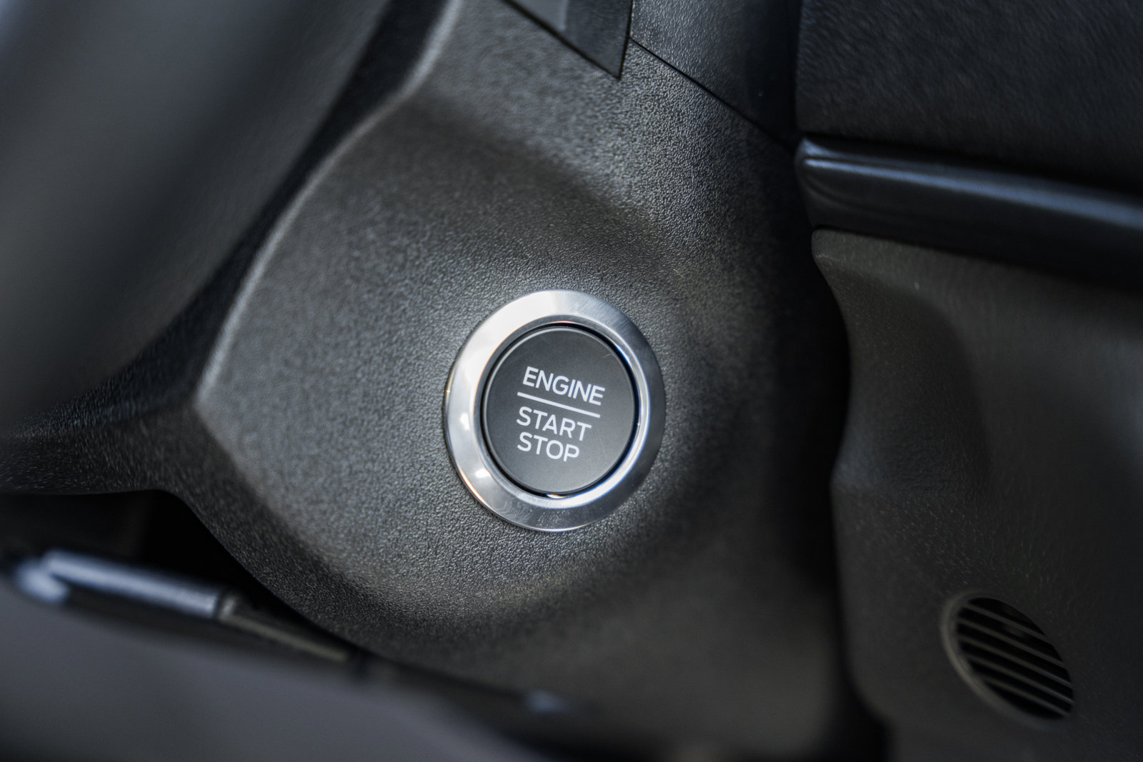 New 2026 Ford Transit 250 Low Roof w/ Load Area Protection Package RWD image 24