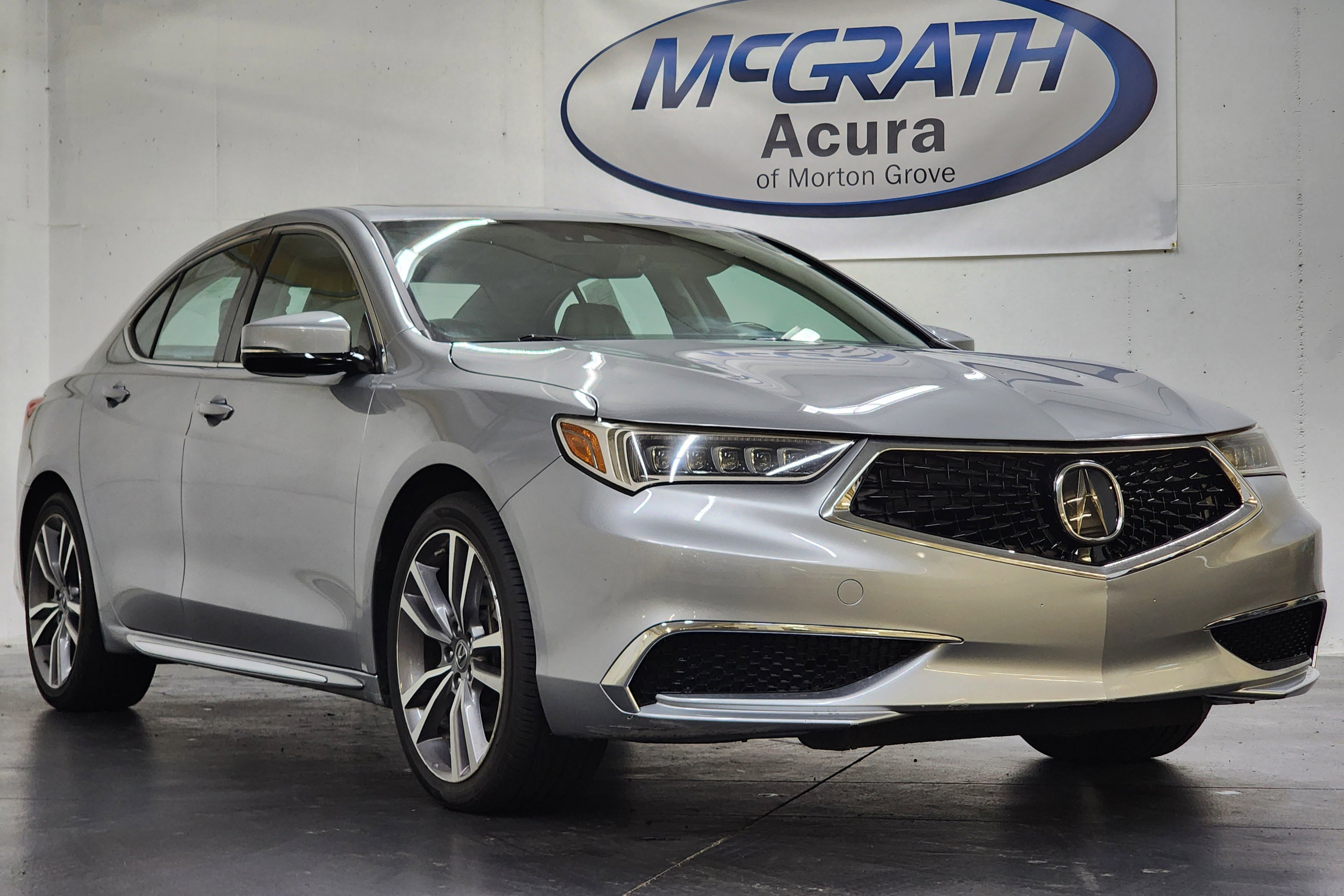 Certified 2019 Acura TLX V6 SH-AWD w/ Technology Pkg image 2
