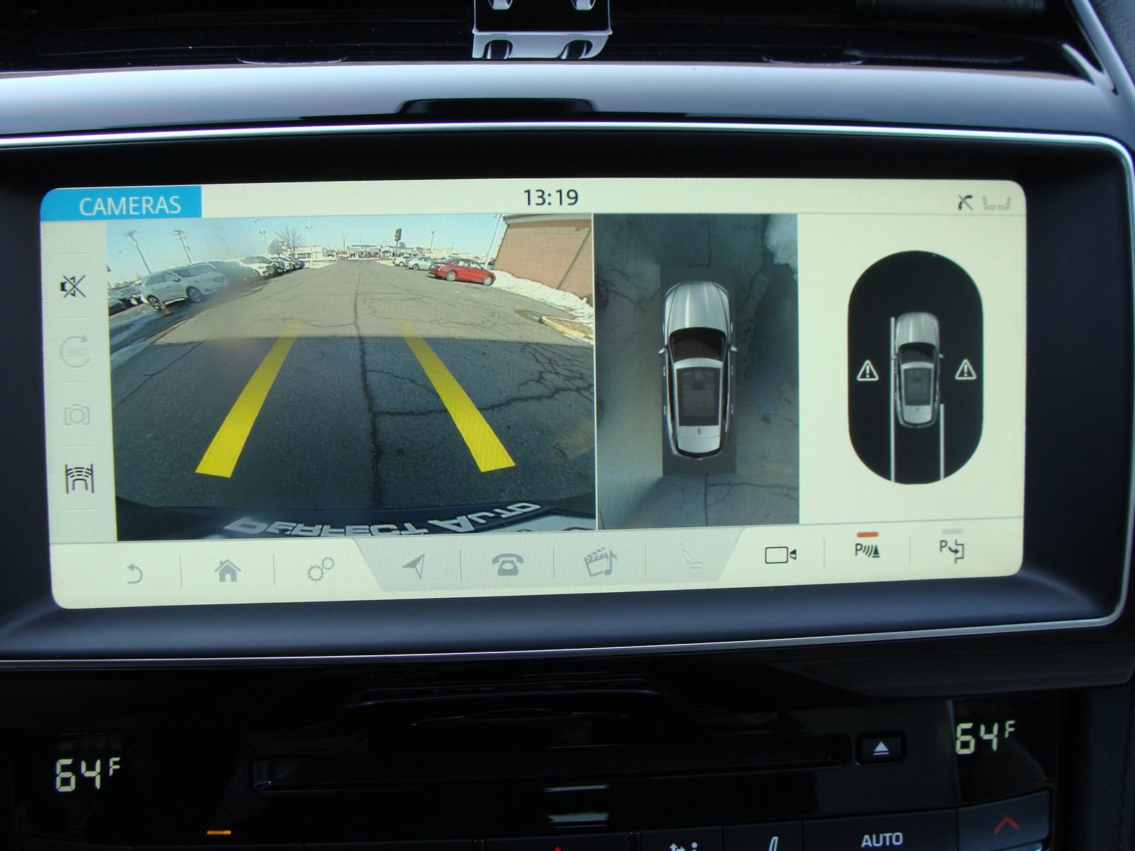 Used 2020 Jaguar F-PACE Prestige image 21