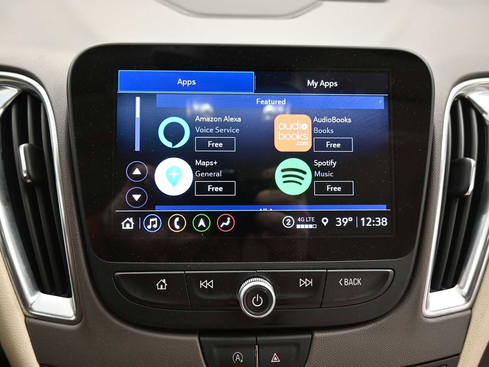 Used 2024 Chevrolet Malibu LT image 18