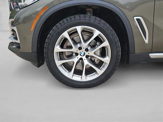 Used 2022 BMW X5 sDrive40i w/ Luxury Seating Package image 22