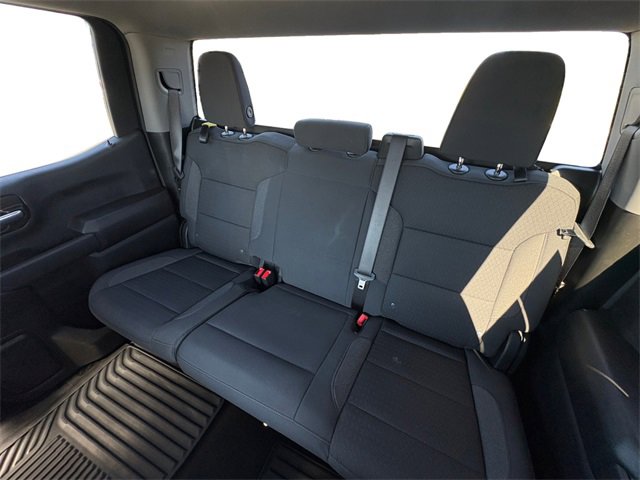 Used 2025 Chevrolet Silverado 1500 Custom image 13