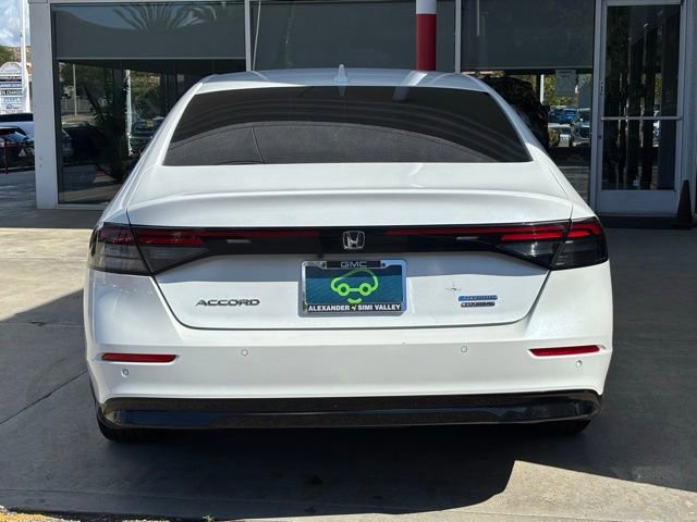 Used 2023 Honda Accord Touring image 4