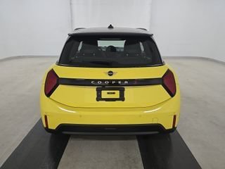Used 2025 MINI Cooper S FWD image 10