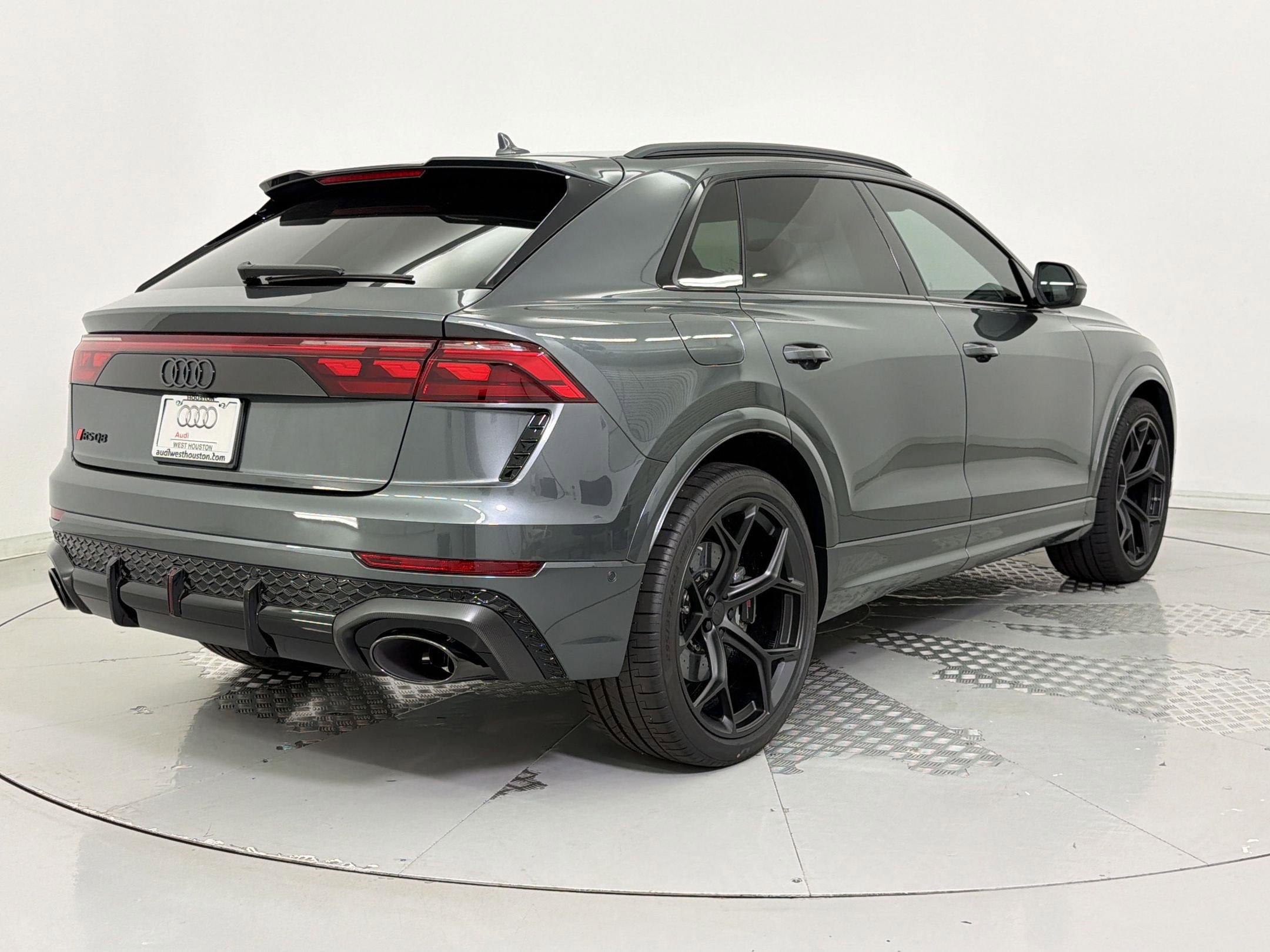 New 2026 Audi RS Q8 performance AWD/4WD image 9