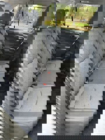 Used 2023 Toyota RAV4 XLE image 19