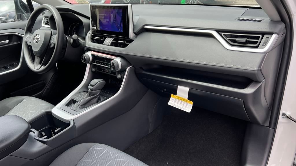 New 2025 Toyota RAV4 XLE image 21