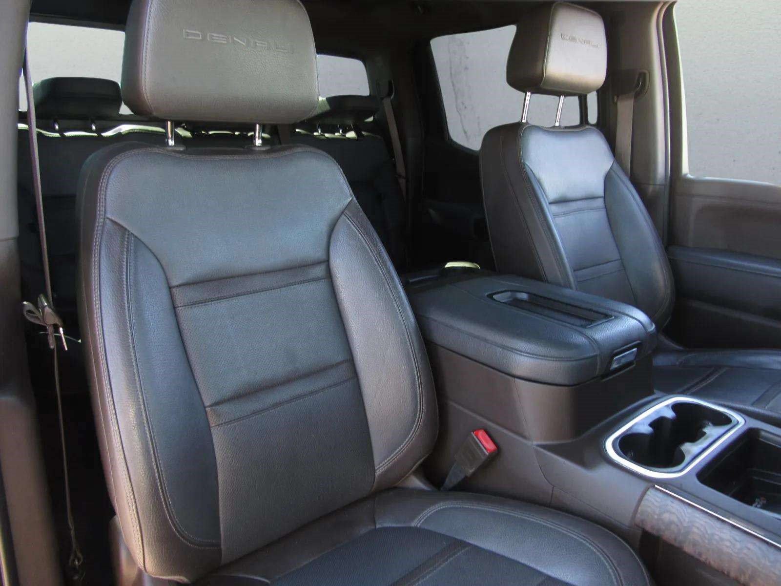 Used 2020 GMC Sierra 1500 Denali w/ Denali Ultimate Package AWD/4WD image 10