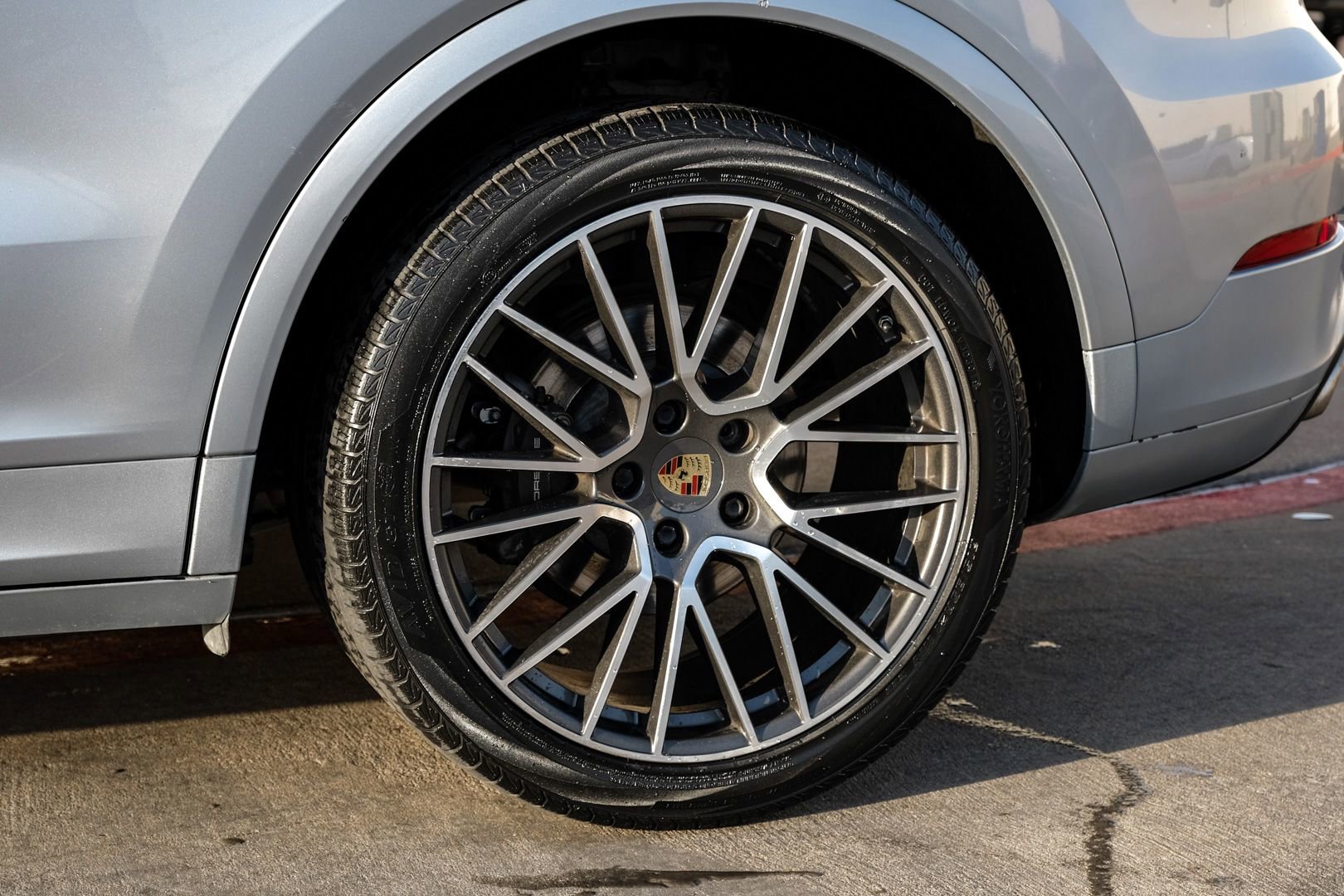 Used 2020 Porsche Cayenne image 51