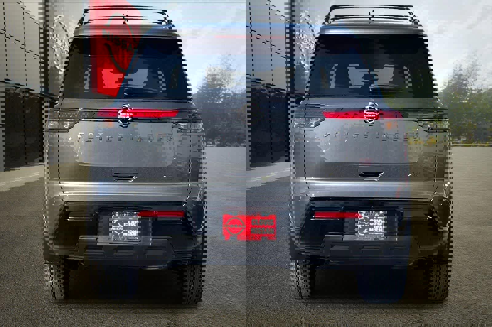 New 2026 Nissan Pathfinder SV image 8