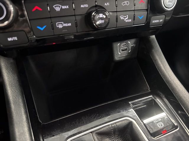 Used 2025 Jeep Compass Limited image 41