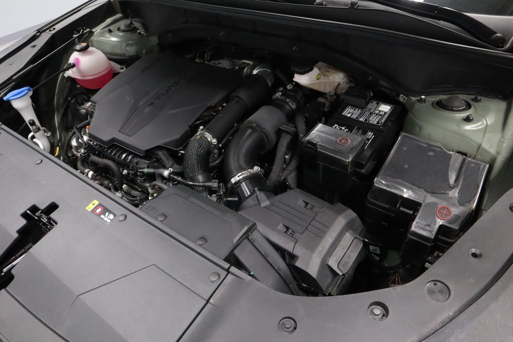 Used 2025 Kia Sorento SX AWD/4WD image 16