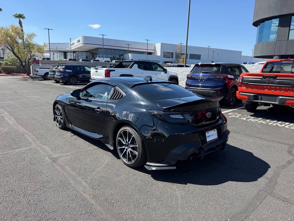 Used 2023 Toyota GR86 RWD image 7