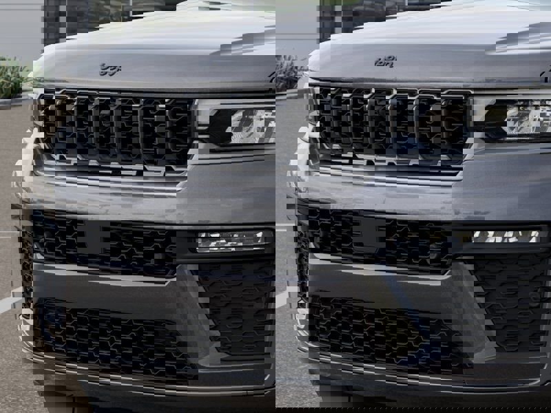 New 2026 Jeep Grand Cherokee Limited image 11