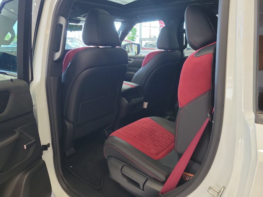 New 2026 Nissan Armada NISMO AWD/4WD image 10
