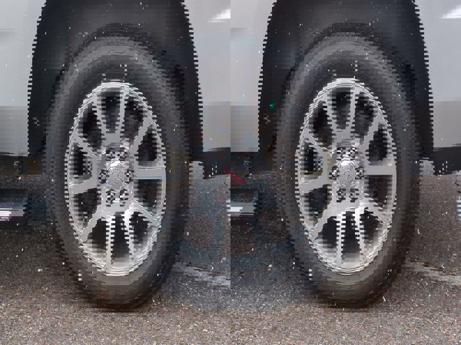 Used 2017 GMC Yukon Denali image 14