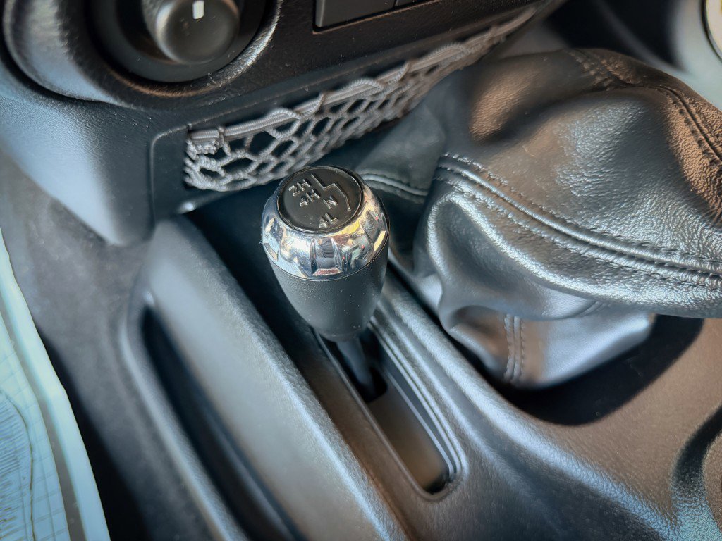 Used 2011 Jeep Wrangler Unlimited Sahara w/ Dual Top Group image 17