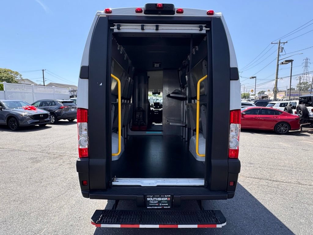 Used 2024 RAM ProMaster 3500 w/ Delivery Van Package FWD image 7