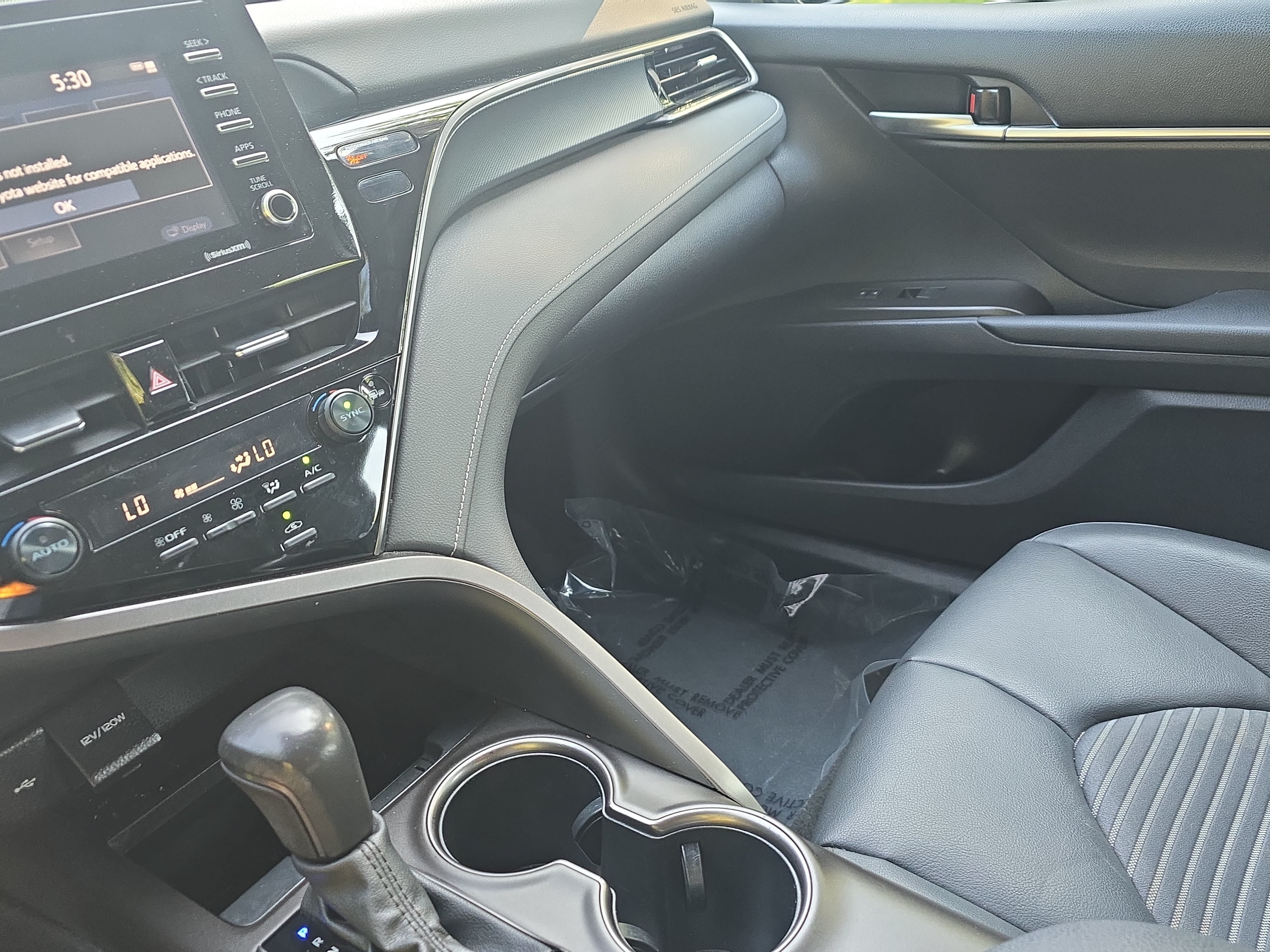 Used 2024 Toyota Camry SE FWD image 24