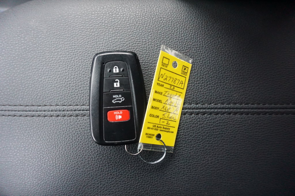 Used 2023 Toyota RAV4 XSE w/ XSE Grade Weather Package AWD/4WD image 30