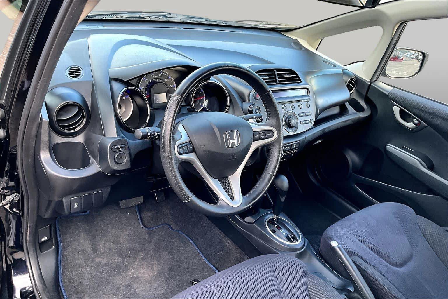 Used 2013 Honda Fit Sport image 17