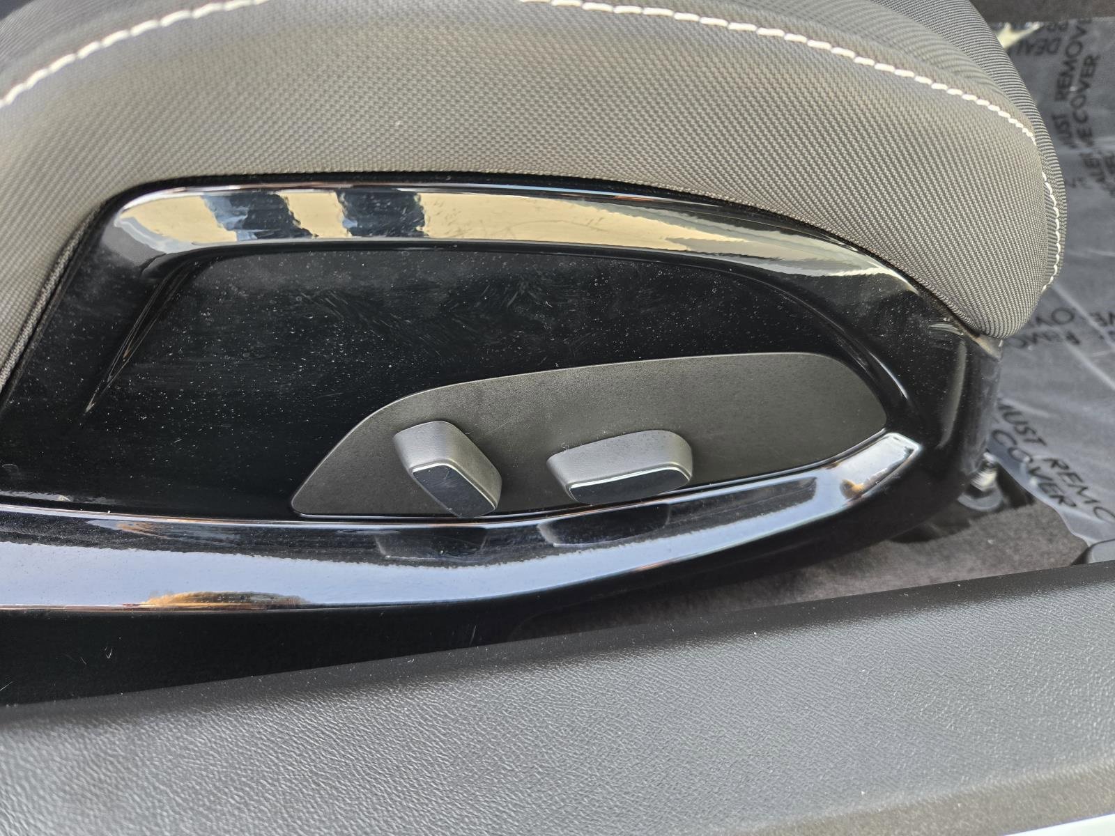 Used 2024 Chevrolet Corvette Stingray Coupe w/ 1LT image 25