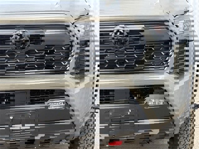 Used 2026 Toyota Tacoma TRD Off-Road image 8