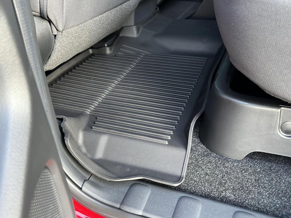 New 2026 Nissan Frontier SV w/ All-Weather Content Package image 17