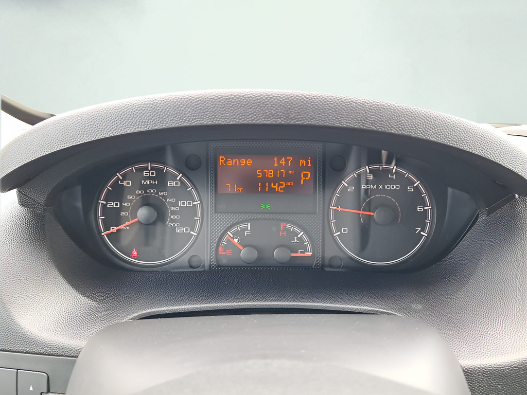 Used 2021 RAM ProMaster 2500 w/ Premium Appearance Group FWD image 23