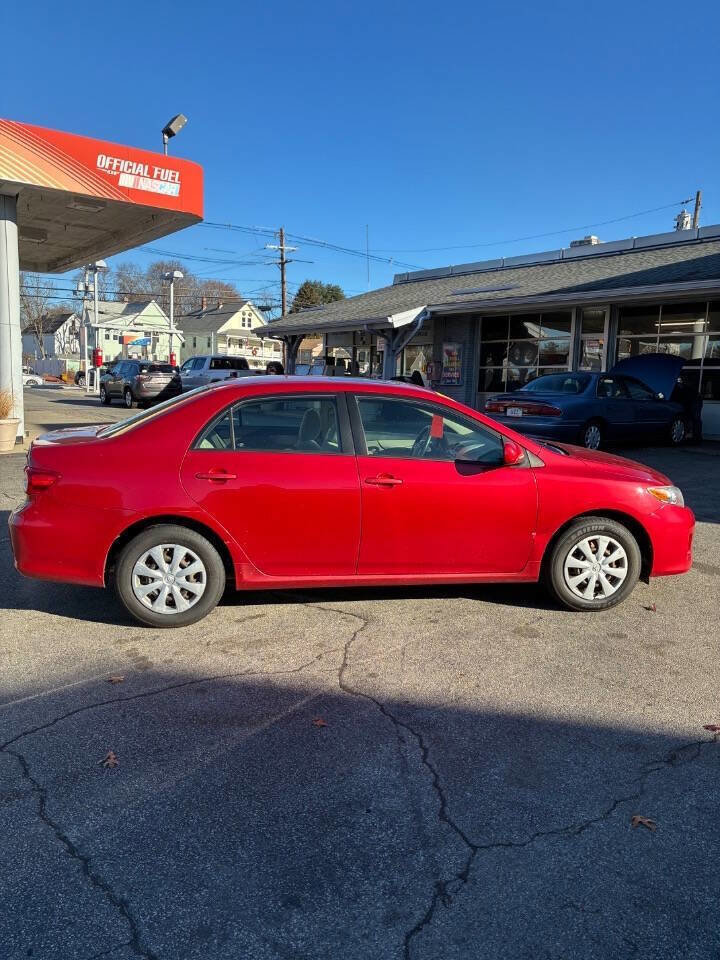 Used 2011 Toyota Corolla LE image 8