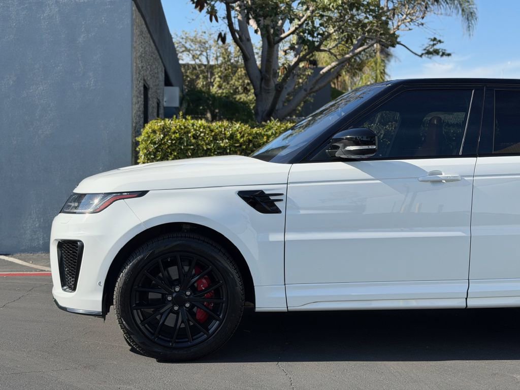 Used 2018 Land Rover Range Rover Sport SVR image 9
