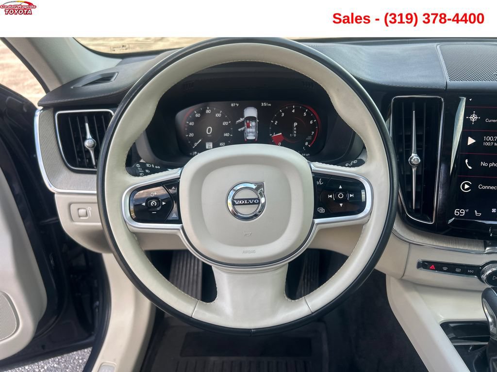 Used 2021 Volvo XC60 T5 Inscription w/ Advanced Package AWD/4WD image 14