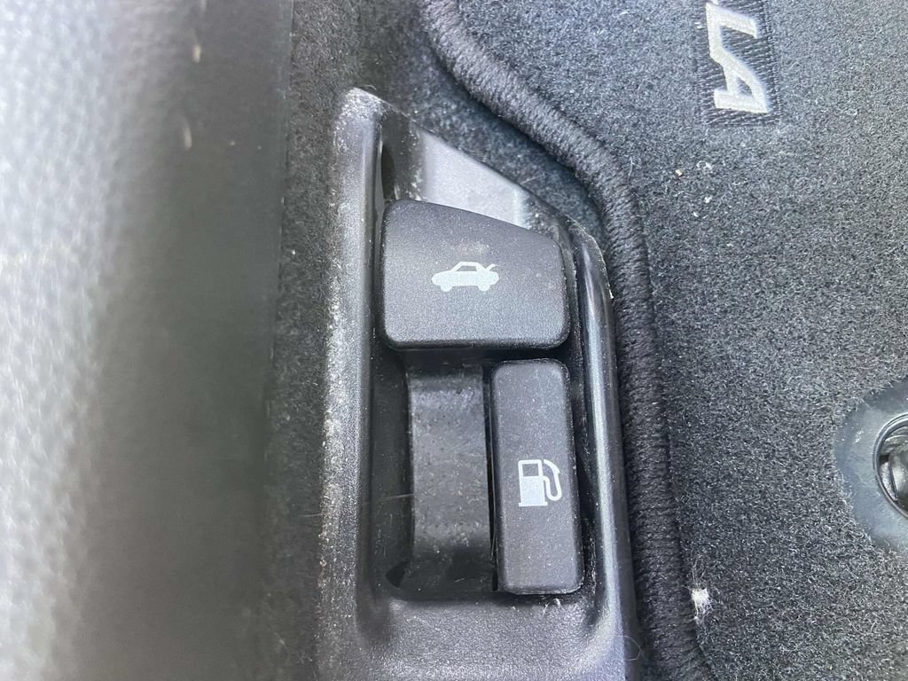 Used 2023 Toyota Corolla LE FWD image 28