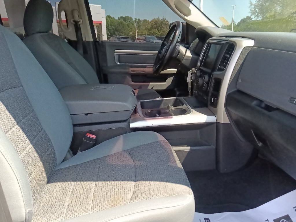 Used 2016 RAM 1500 Big Horn RWD image 31