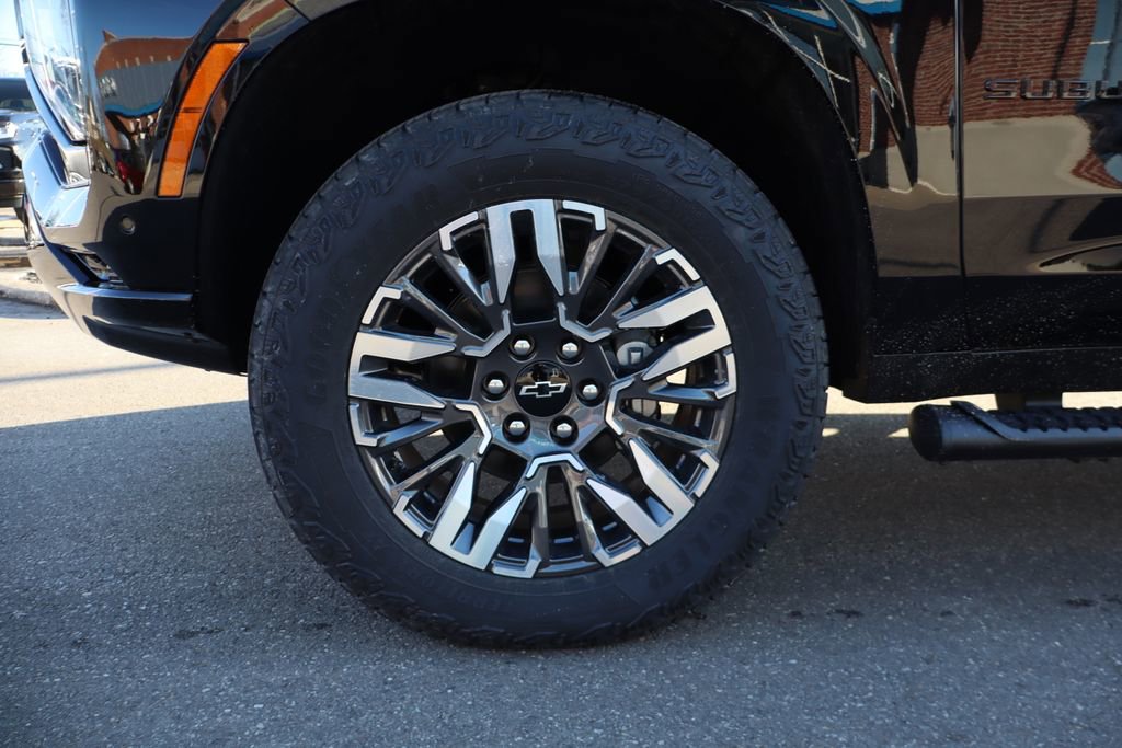 New 2026 Chevrolet Suburban Z71 w/ Comfort Package image 30