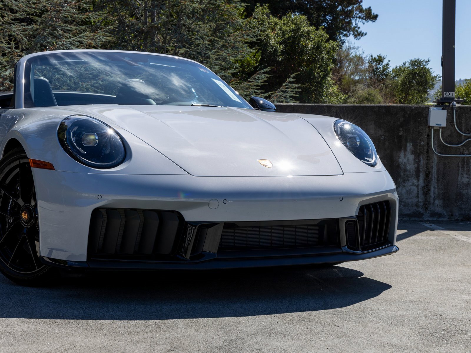 Certified 2025 Porsche 911 Carrera 4 GTS image 15