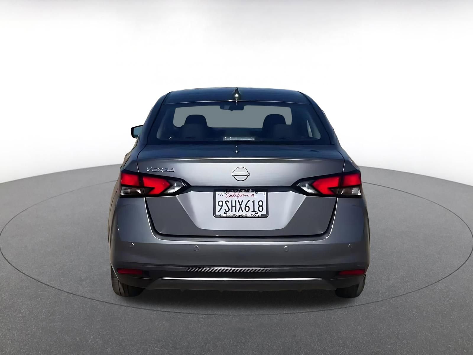 Used 2025 Nissan Versa SV image 12