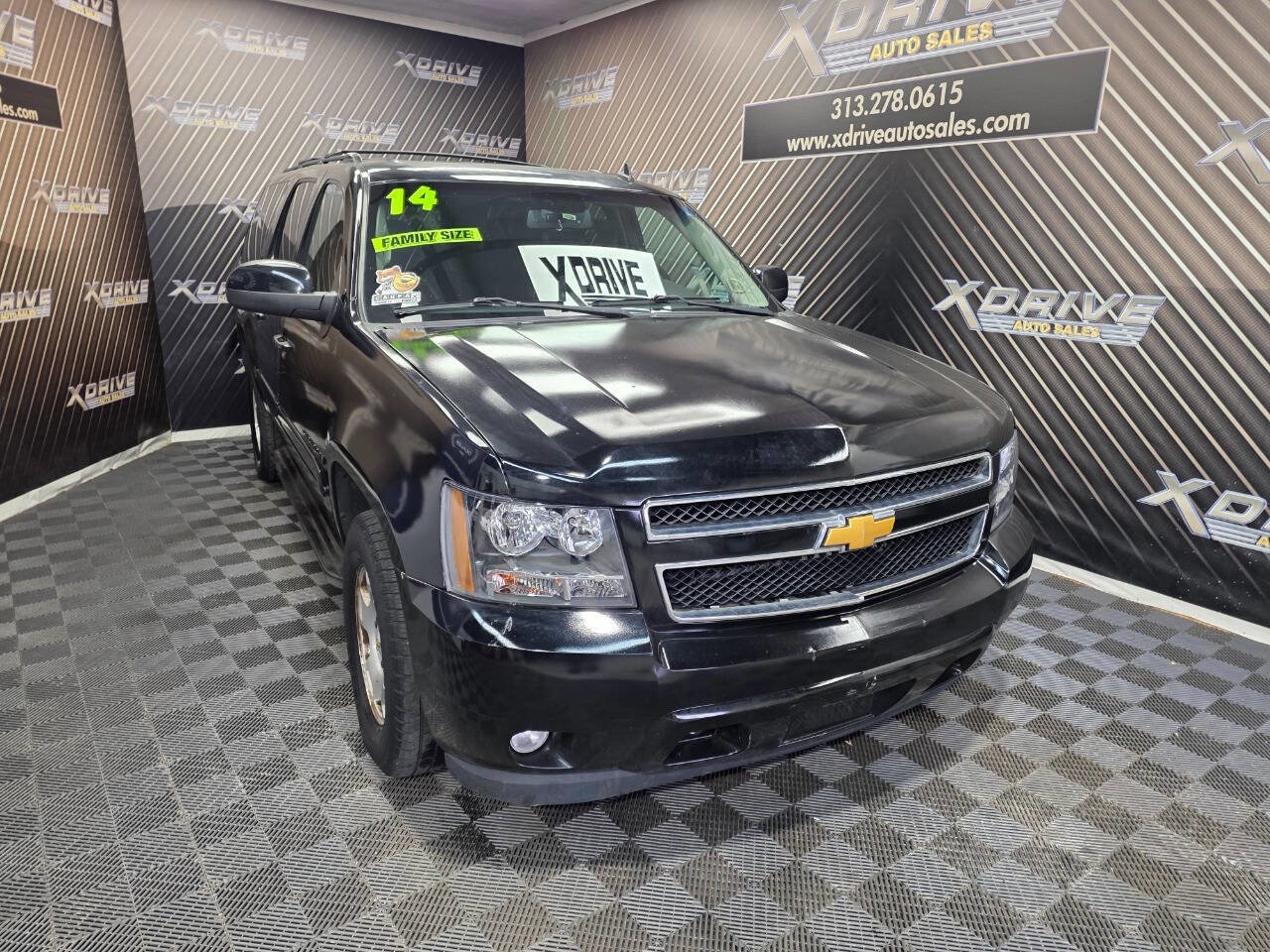 Used 2014 Chevrolet Suburban LT image 7