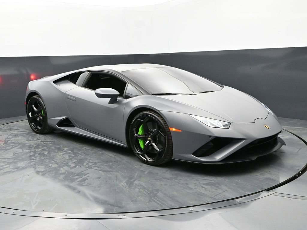 Used 2023 Lamborghini Huracan EVO image 3